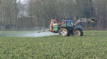 Pesticides des villes et pesticides des champs : une double problématique en Île-de-France